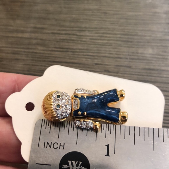 Vintage CAROLEE Rhinestone & Enamel Boy Child Pin - Picture 15 of 16
